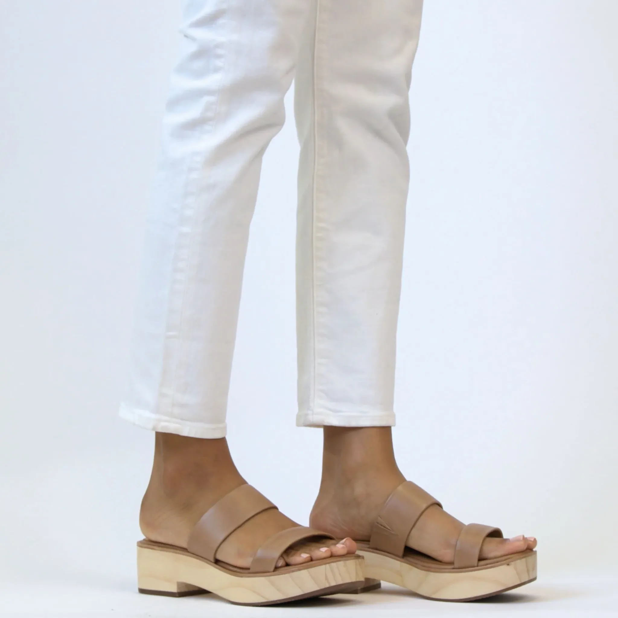 Nisolo Heels-Ellie All-Day Clog Almond