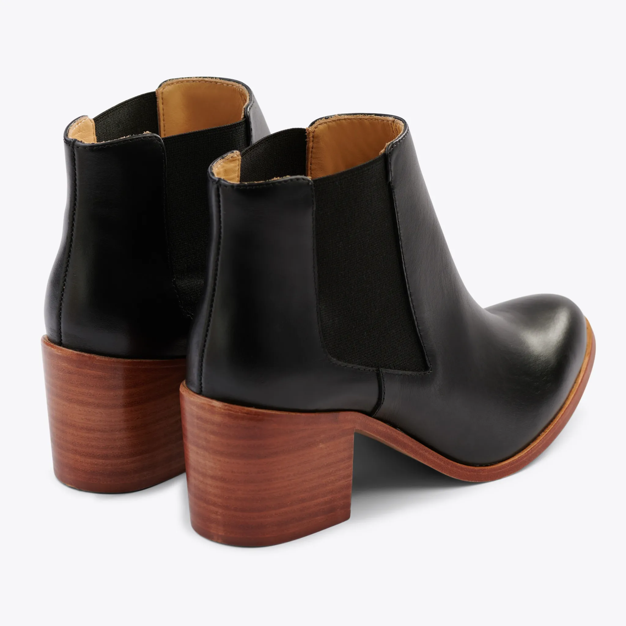 Nisolo Boots-Heeled Chelsea Boot Black
