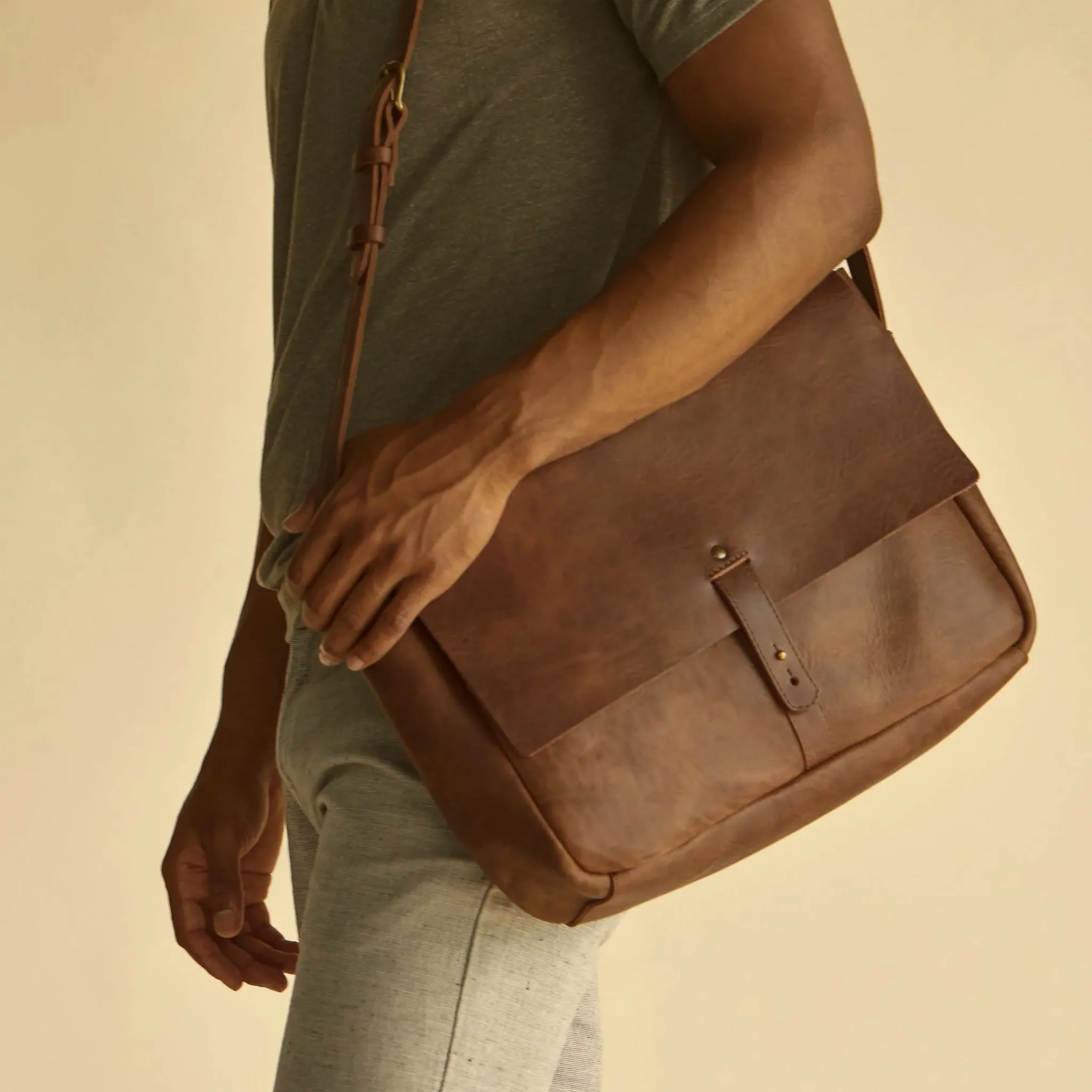 Nisolo Bags & Wallets-Loreto Messenger Bag Chestnut